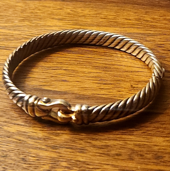 David Yurman | 7mm Buckle Cable Bracelet - Sterling Silver with 18k Yellow Gold - Picture 12 of 12